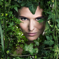Hedera-woman-jungle.jpg